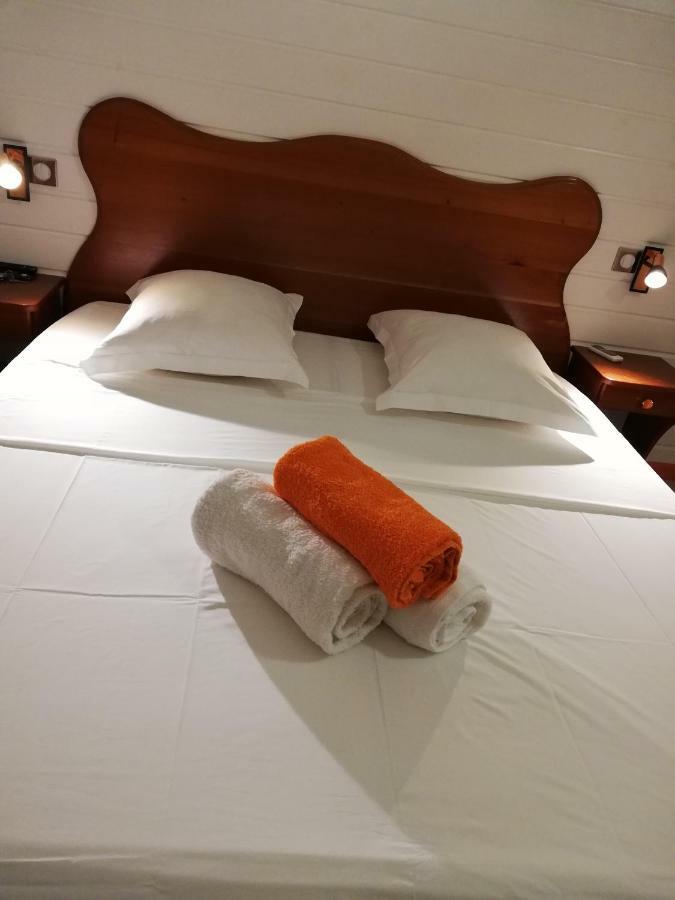 Grand-Bourg  Residence Clementine Villa Passion מראה חיצוני תמונה